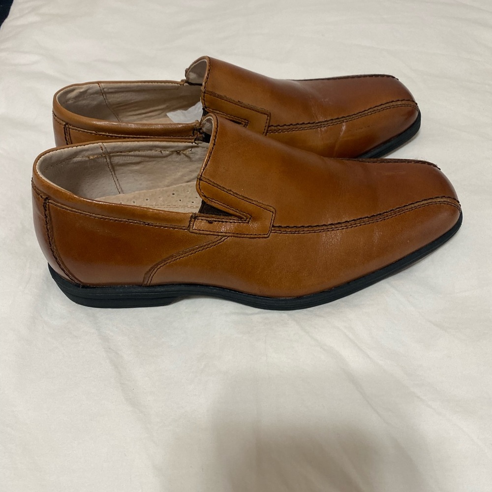 Boys Florsheim Shoes-worn once